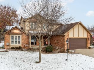 26805 Mapleridge Dr, Chesterfield, MI