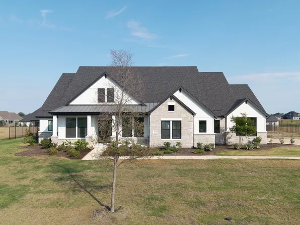 262 Vidrio Dr, Sunnyvale, TX 75182