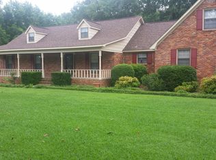 62 Livingstone Ln, Decatur, AL 35603