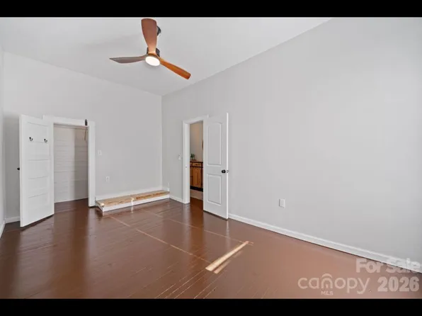 101 Fairview St, Clover, SC 29710