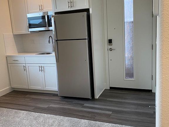 4th image of 3807 Watermist Way