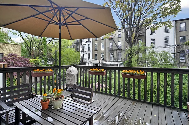 Sold by Corcoran | media 16