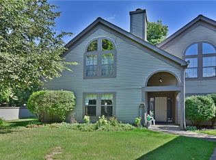 1233 Red Tail Hawk Ct UNIT 6, Youngstown, OH 44512