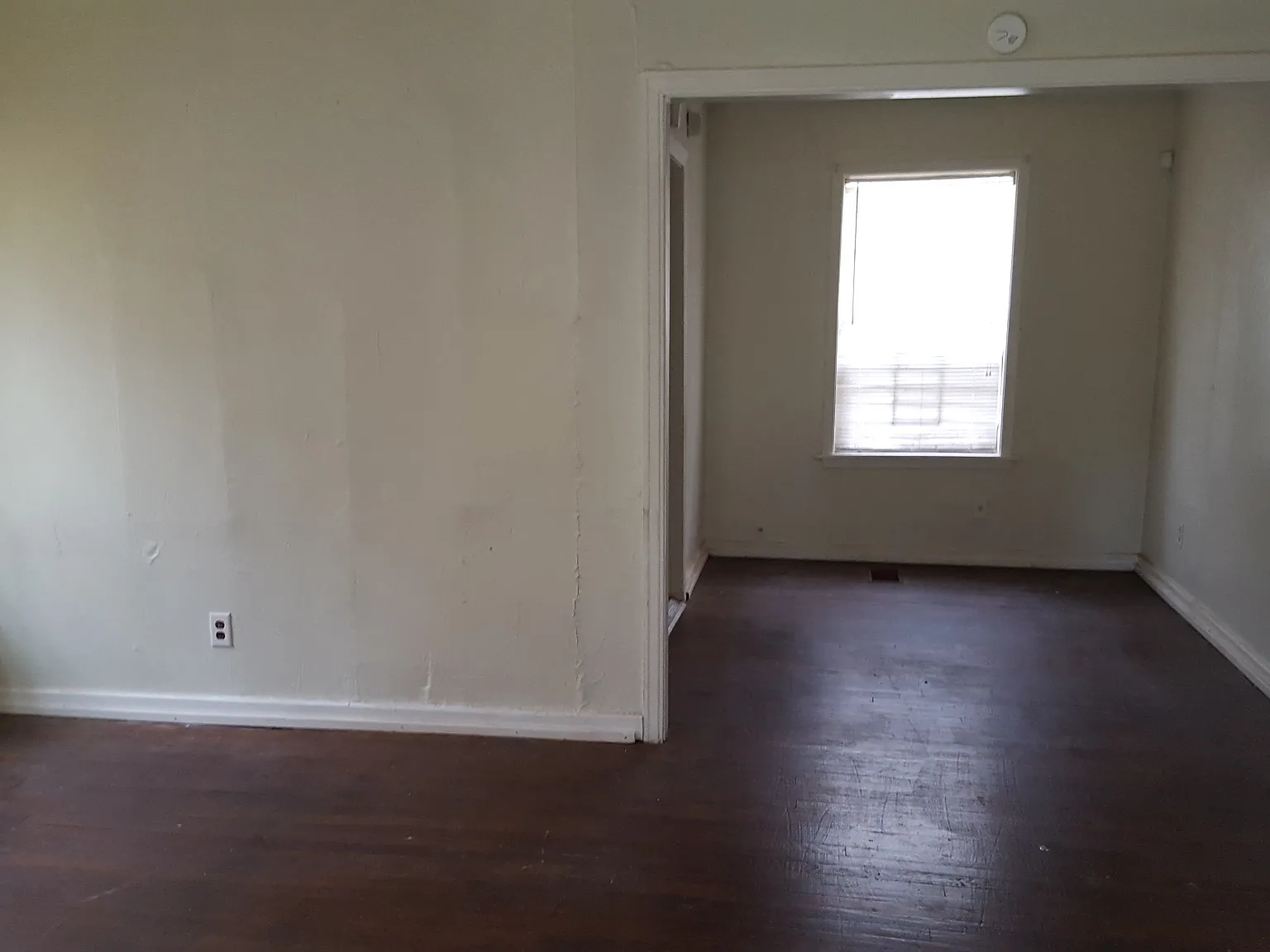 370 Lea cir - 1 — Photo 4