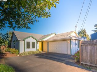 9637 N Seneca St, Portland, OR 97203