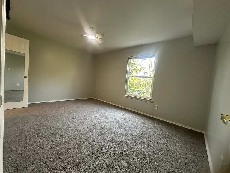 509 E University Dr #506 — Photo 14