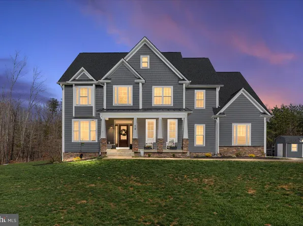 10 Cardinal Crest Dr, Fredericksburg, VA 22406