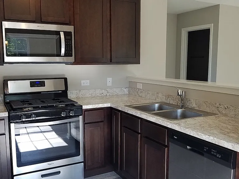 4402-4432 Timber Ridge Ct — Photo 18