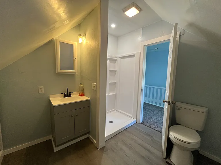 708 SW 3rd St — Photo 26