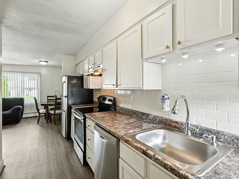 66 Applewood Dr #66 — Photo 10