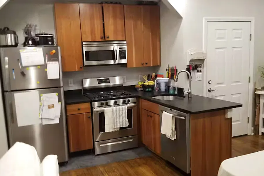 10 Cottage St #1