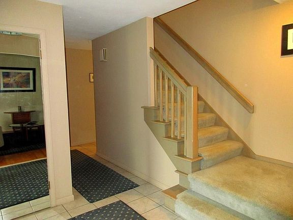 5th image of 4963 Tall Oaks Dr