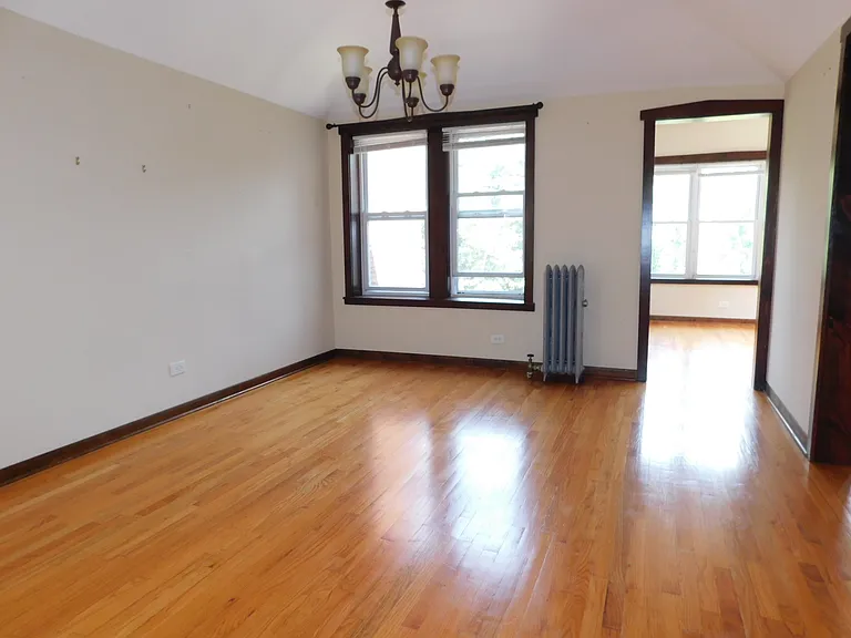1637 W Touhy Ave #3 — Photo 4