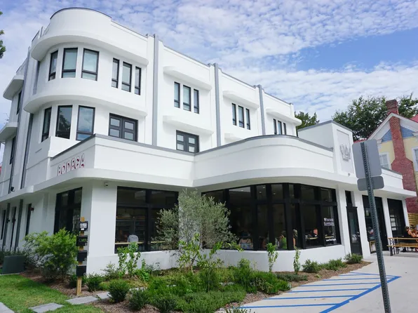 2011 Bull, 2011 Bull St Unit 4, Savannah, GA 31401