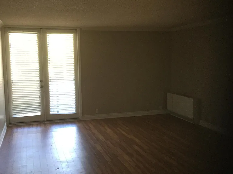 2500 S York St #201 — Photo 5