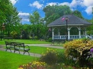 52 Hillside Ave, Manhasset, NY 11030