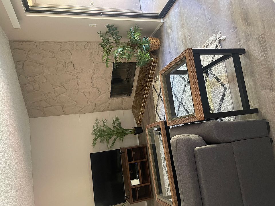 1st image of 12520 NE 145th St APT E35