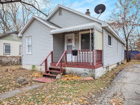 1119 Lakeview Ave, Waterford, MI 48328