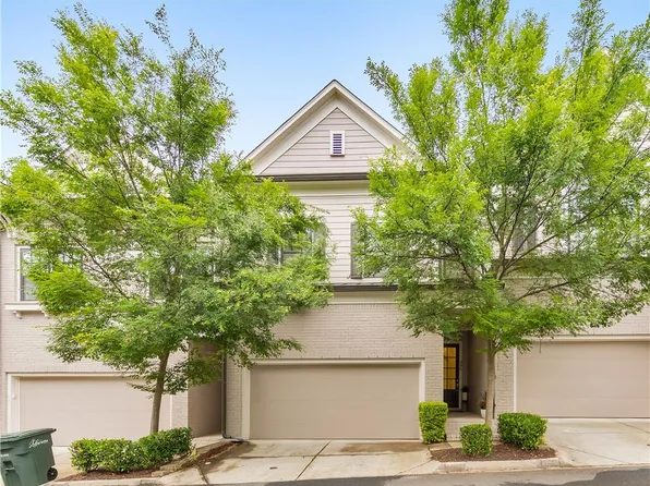 396 Summerhour St, Marietta, GA 30060
