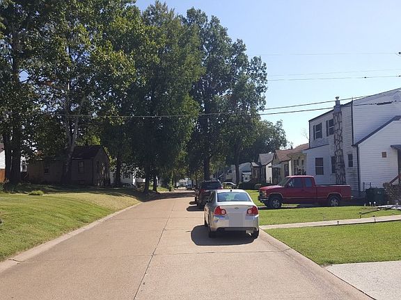 4th image of 7612 Stanwood Dr