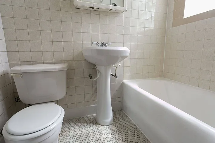 5415 S. Woodlawn Avenue — Photo 14