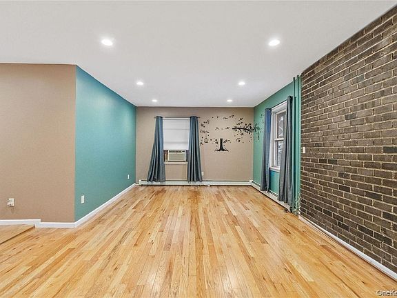 5th image of 240 N Fulton Avenue