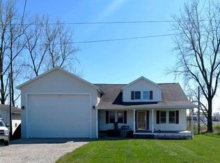 61 W Washburn St, New London, OH 44851