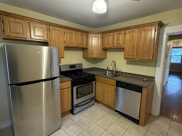 265 Hyde Park Ave #3L, Jamaica Plain, MA 02130
