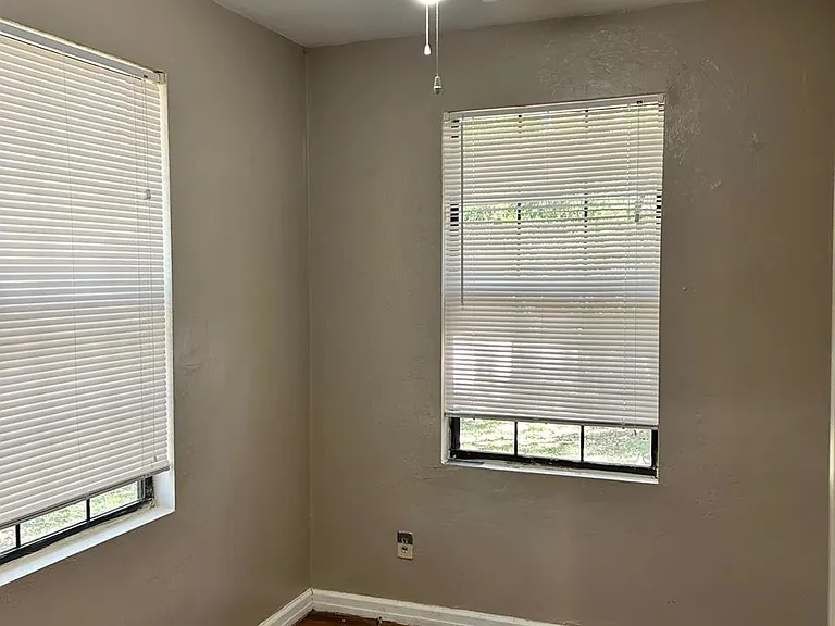 727 California St — Photo 6