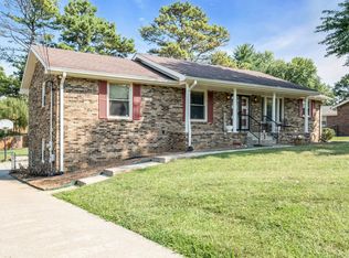 304 Hollywood Dr, Old Hickory, TN 37138