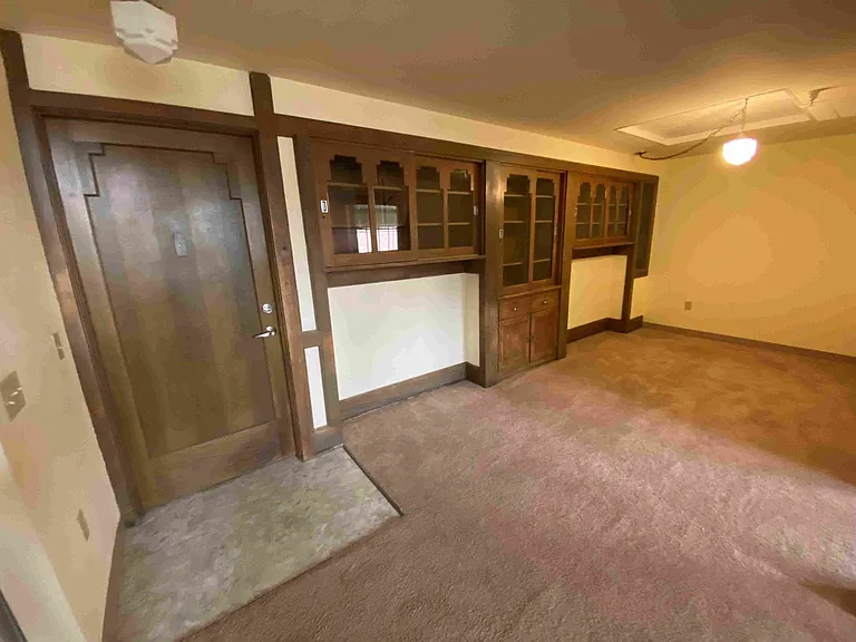East High Apartments — Photo 55