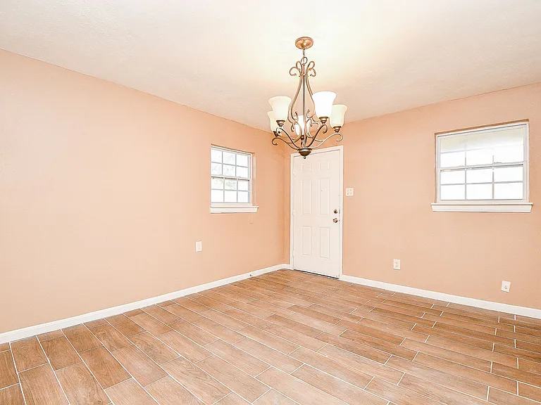 4926 Ridgestone St — Photo 13