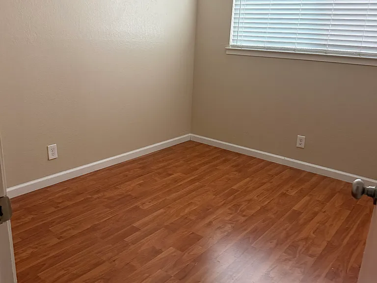 6305 Edgerton Way — Photo 10