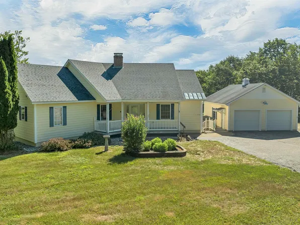 25 Upper Trask Mountain Road, Wolfeboro, NH 03894