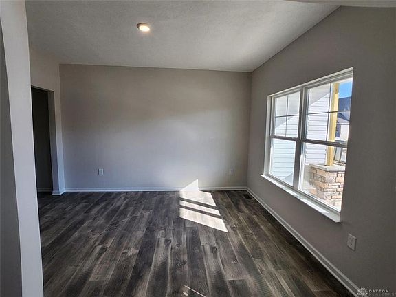 3rd image of 5145 Windbrooke Dr
