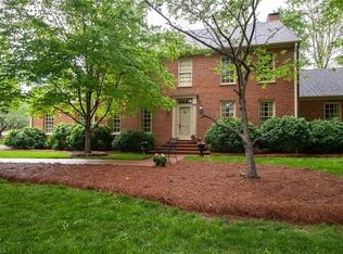 1324 Robin Hood Rd, High Point, NC 27262