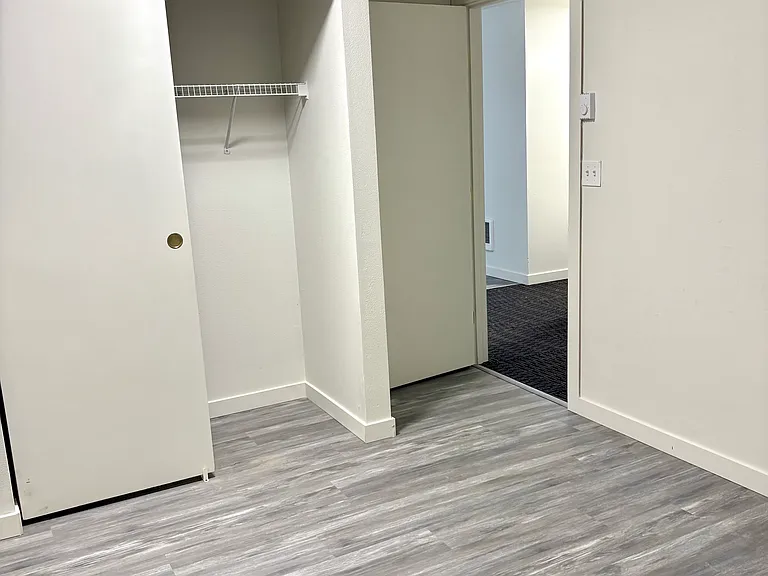 Outlook Apartments — Photo 12