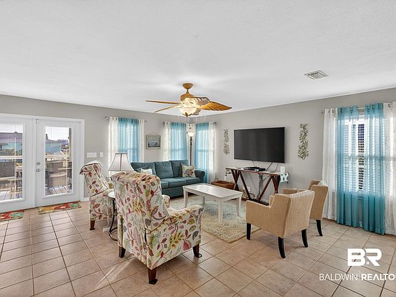 3rd image of 6552 Palmetto Dr