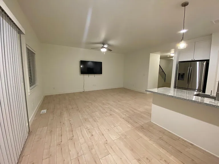 416 S 3 W — Photo 63