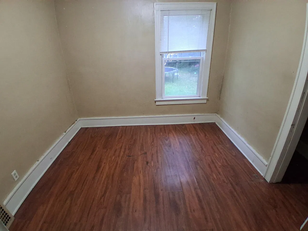 2 bed, 1486 sqft, $1,100 — Photo 2
