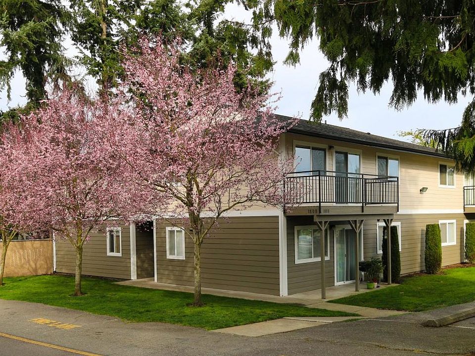 1st image of 1807 S 308th Ct APT 9
