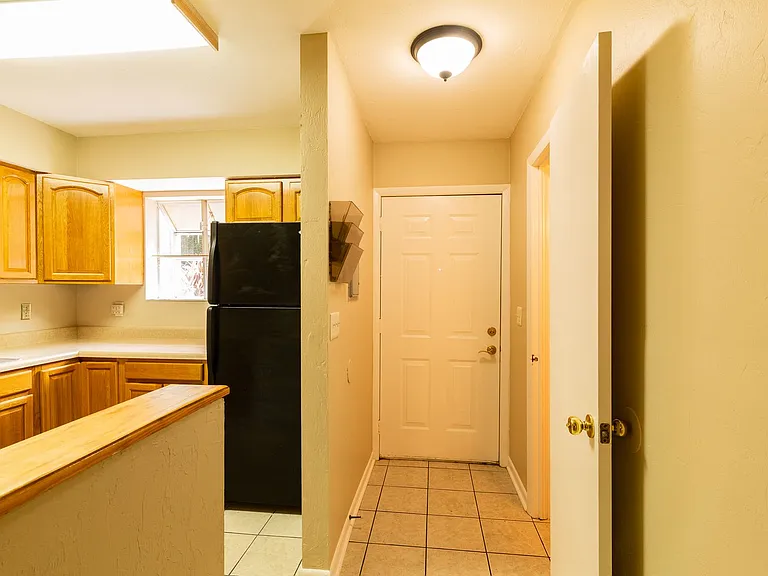4411 SW 34th St #702 — Photo 5