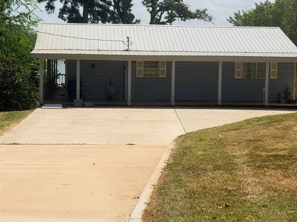 697 County Road 1572, Carthage, TX 75633
