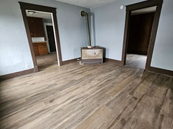 626 E 23rd St #2, Erie, PA 16503