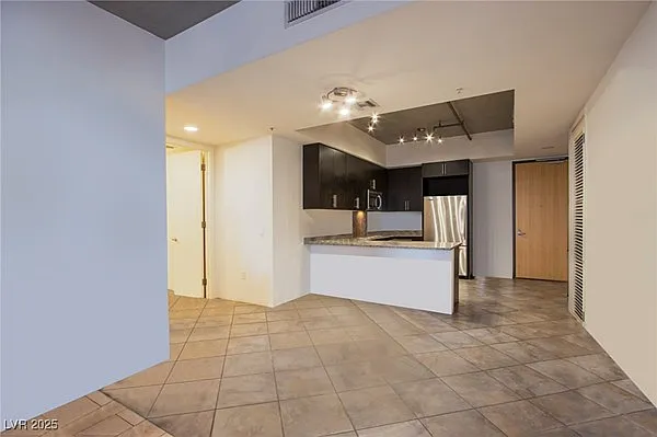 353 E Bonneville Ave #471 — Photo 11