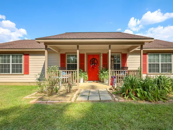 2520 Bison Rd, Gilmer, TX 75644