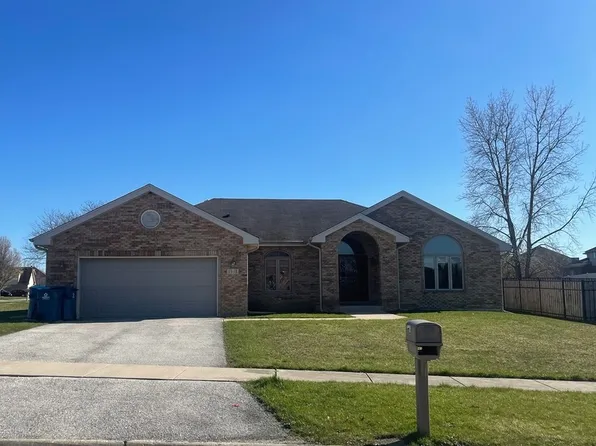 1335 W Parliament St, Crete, IL 60417