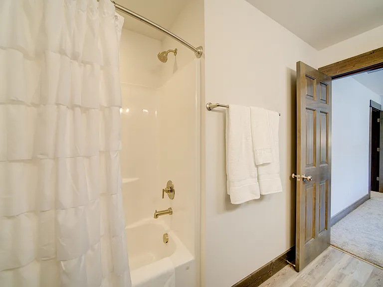 1401 Westwood Cir #C — Photo 15