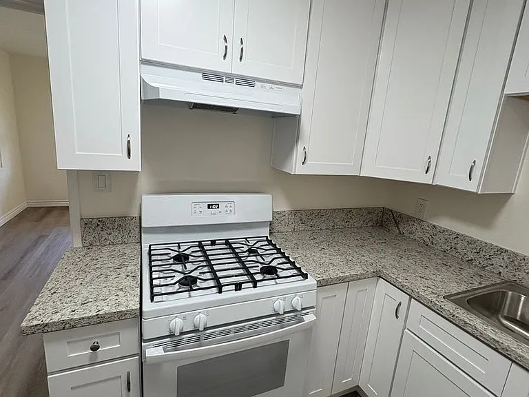Greenranch Apartments — Photo 43