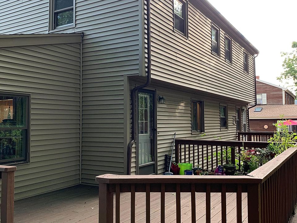 2nd image of 6 Garrison Rd #6